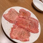 黒毛和牛焼肉 七甲山 - 牛タン