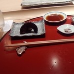 鮨　かねさか - 日本酒は、黒龍と飛露喜を１合づつ・・