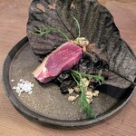 Seminare 輕井澤 - 大量のきのこに剥きたてヤマグリ、与那国島の結晶海塩。ご馳走が２皿分乗っとる