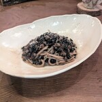 Seminare 輕井澤 - 高級なきのこを渋りながら使うよりもこういう方が美味しいです。がクロラッパタケはそんなに安いものではないと思う