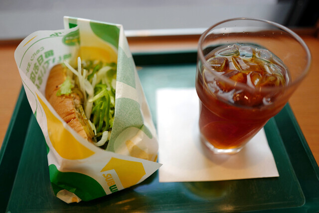 SUBWAY Shinjuku Gyoenmae Ten photo 2