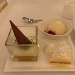 S.S.コロンビア・ダイニングルーム - 