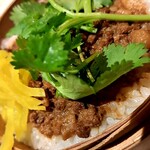 ファンズ 円山 - 魯肉飯