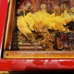 元祖 本吉屋 - 底はすのこになってます。