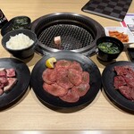 焼肉 よしの NEXT - 
