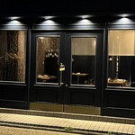 270635038 - 