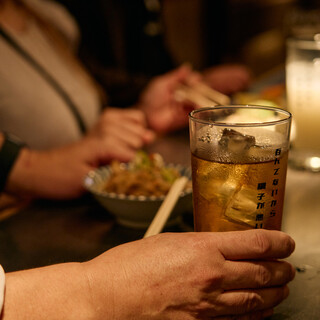 20 Years in Shinjuku! Enjoy a Fun Time at Our Slightly Retro Standing Bar