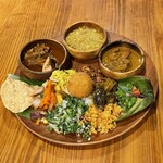 シナモンガーデン 関内店 - カレー3種類おもてなしプレート