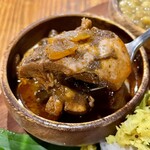 シナモンガーデン - カレー3種類おもてなしプレート チキンカレー