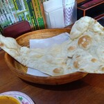 本場のインド料理 ラドウニ - 