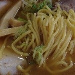 藤味亭 - 麺アップ