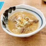肉汁餃子のダンダダン - もつ煮込み