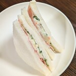 小麦の郷 - 料理写真:ポテサラサンド