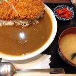 章力 東上野店 - ロースカツカレー1150円。少なめですが味はよいです。