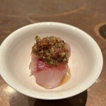 たまとり - 刺身を梅醤油にて