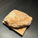 270668294 - 