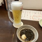庄や - 生ビール〔乾杯クーポン〕199円、お通し〔もずく酢〕350円