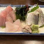 庄や - 旬魚三点盛り〔天然ぶり・小肌？・カワハギ〕880円