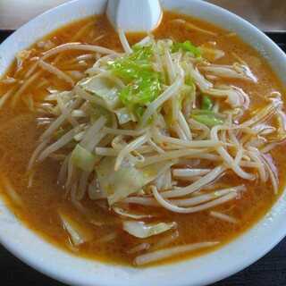 お食事処ないとう - 料理写真:味噌ラーメン750円(2024.10.20)