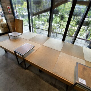 アールベイカー インスパイアード バイ コートロザリアン_2