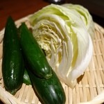 鹿児島県霧島市 塚田農場 - （2014/3月）季節野菜のざる盛り２種（秘伝の味噌で）