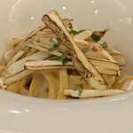 カーサ・デル・チーボ - 青森岩手産　松茸のタヤリン