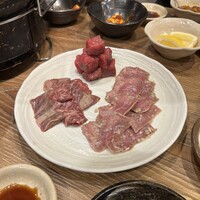 炭火焼肉ホルモン うしごろ 中目黒店 - 