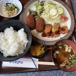 トレビアン - 日替わりランチ　クリームコロッケ、チキンピカタ