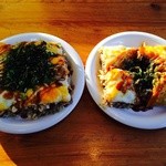 たまご - スペシャル(うどん)と肉玉うどん