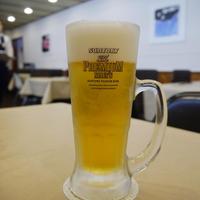 とんかつ まい泉 青山本店 - スタンダードな店にプレミアムモルツのジョッキ、新しくも美しい風景