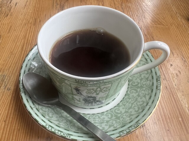 TEA＆FOODS Dandelion（ティーアンドフーズ ダンディライオン） - 糸井（洋食）