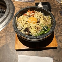 個室焼肉 さんびょうし 別邸 - 