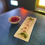 荻窪Bar - 自家製の鶏ハムと、ピクルス