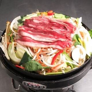 柔らかくて臭みなし！都内では珍しいマトンの【ジンギスカン】