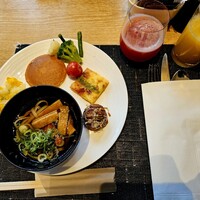 フォルク キッチン オールデイダイニング  - 