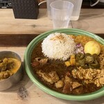 スパイスカレー屋 ランペ - 