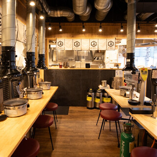 おひとり様もグループも居心地の良い空間♪最大40名様の貸切◎