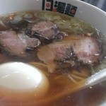 13湯麺 - 元祖とんみんラーメン\400(中盛\50増)　トッピング　チャーシュー\150、味玉\100　