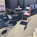 すみやきおむすび まる - テラス席