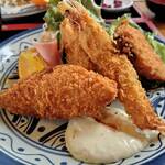 すぎやま - ミックスフライ定食