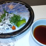 瀬戸内味覚処 芸州 本店 - 虎ふぐ刺身 自家製ボン酢