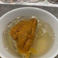 ON the TABLE CHINESE - 