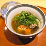 銀座 しのはら - イノブタに足赤海老、きのこ6種の炊き合わせ。→花咲きダケ、花びらダケ、山伏ダケ、黒アワビダケ、ハクレイダケ、タモギダケ。