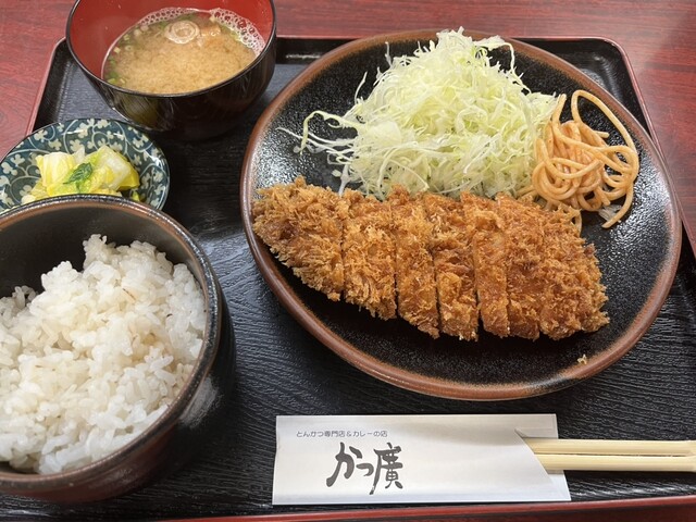 Katsu Hiro Momoyama Ten