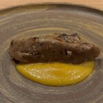 MANO - デザート
      ・栗とどんぐりのお団子（味醂ベースのタレを少しつけて）
      ・かぼちゃと生落花生の泡ソース