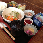 百々山 - ランチ
                                百々山御膳