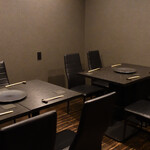 北新地鮨 言 - テーブル席