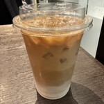コーヒーマシーン - ■アイスカフェラテ¥520