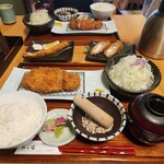 鎌倉かつ亭 あら珠 総本店 - 