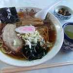 かすみ食堂 - びとんラーメン